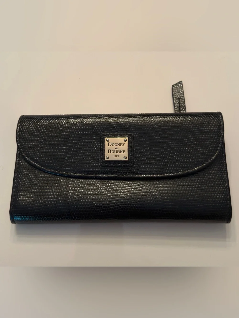 DOONEY & BOURKE BLACK SNAKESKIN-EMBOSSED LEATHER CONTINENTAL CLUTCH